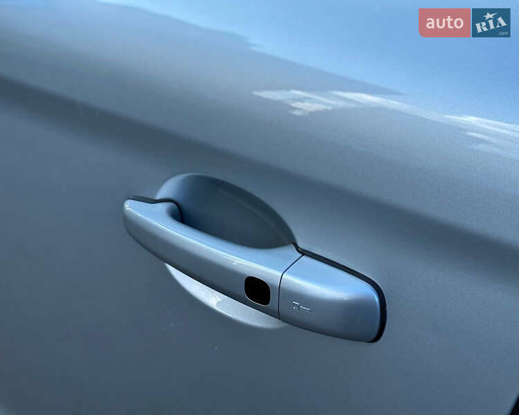 Внедорожник / Кроссовер Volvo XC60 2015 в Киеве