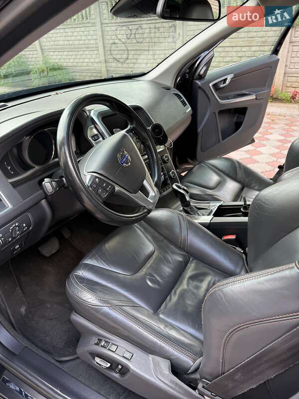 Внедорожник / Кроссовер Volvo XC60 2014 в Львове