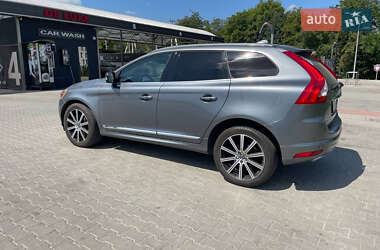 Внедорожник / Кроссовер Volvo XC60 2015 в 