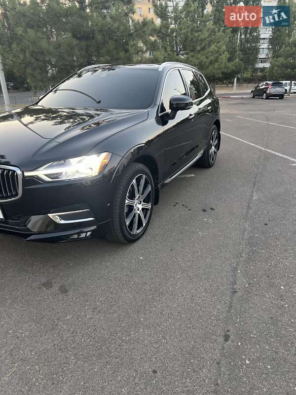 Внедорожник / Кроссовер Volvo XC60 2019 в Николаеве