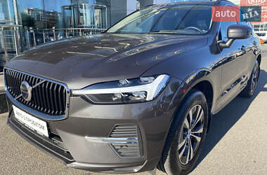 Внедорожник / Кроссовер Volvo XC60 2022 в Киеве