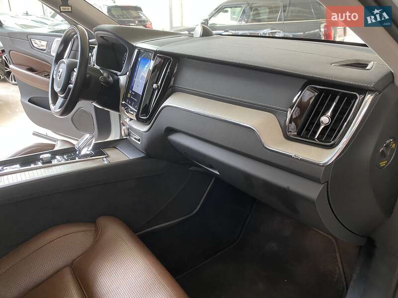 Внедорожник / Кроссовер Volvo XC60 2020 в Одессе фото 41 Внедорожник / Кроссовер Volvo XC60 2020 в Одессе
