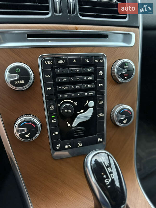 Внедорожник / Кроссовер Volvo XC60 2016 в Львове фото 10 Внедорожник / Кроссовер Volvo XC60 2016 в Львове