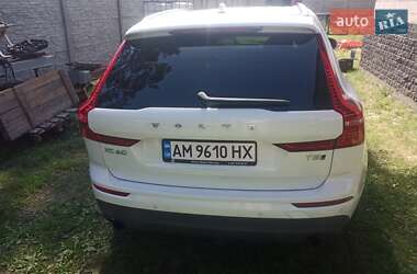 Внедорожник / Кроссовер Volvo XC60 2018 в 