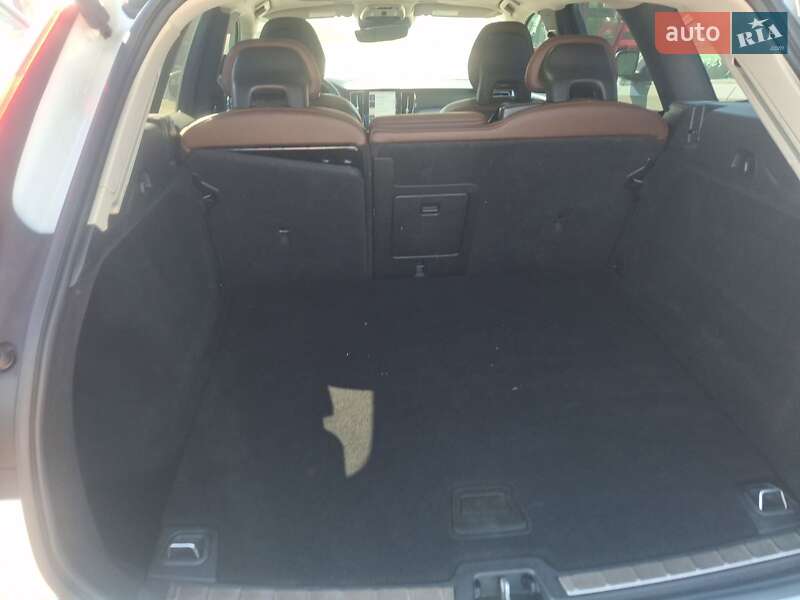 Внедорожник / Кроссовер Volvo XC60 2018 в Житомире