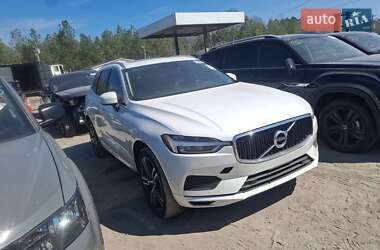 Внедорожник / Кроссовер Volvo XC60 2018 в 