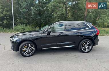 Внедорожник / Кроссовер Volvo XC60 2018 в 