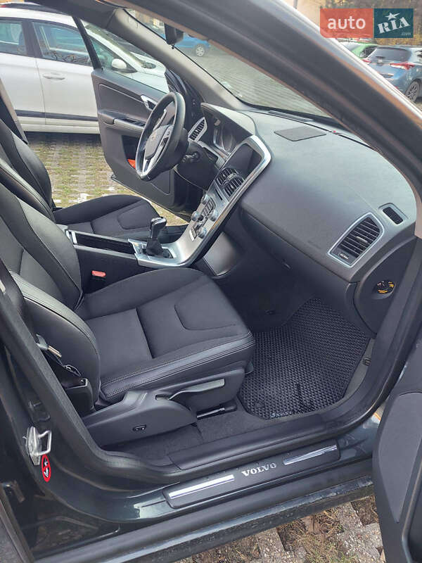 Внедорожник / Кроссовер Volvo XC60 2017 в Ивано-Франковске