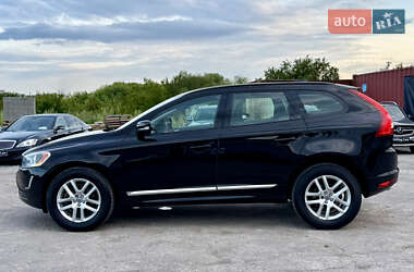 Внедорожник / Кроссовер Volvo XC60 2017 в 