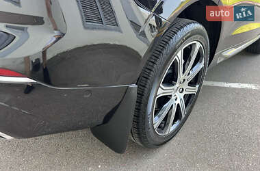 Внедорожник / Кроссовер Volvo XC60 2021 в 