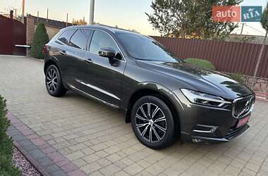 Внедорожник / Кроссовер Volvo XC60 2019 в 