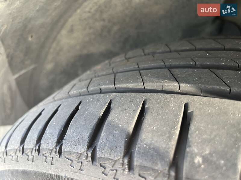 Внедорожник / Кроссовер Volvo XC60 2017 в Киеве фото 12 Внедорожник / Кроссовер Volvo XC60 2017 в Киеве