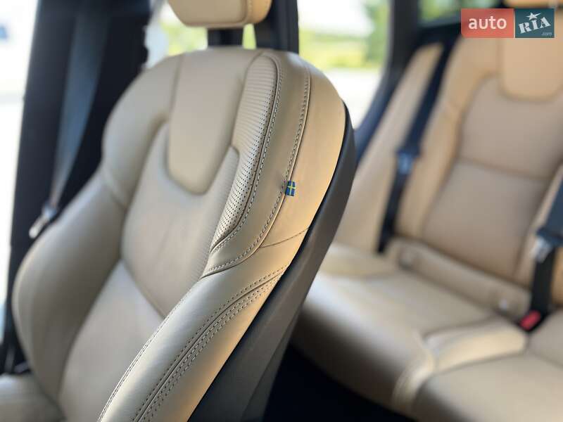 Внедорожник / Кроссовер Volvo XC60 2017 в Киеве фото 17 Внедорожник / Кроссовер Volvo XC60 2017 в Киеве