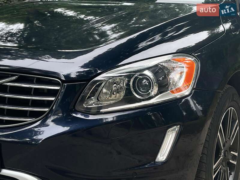 Внедорожник / Кроссовер Volvo XC60 2016 в Киеве