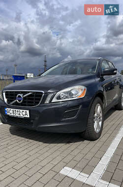 Внедорожник / Кроссовер Volvo XC60 2010 в Нововолынске