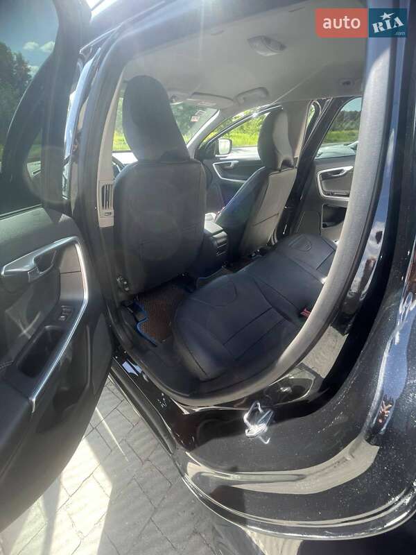 Внедорожник / Кроссовер Volvo XC60 2014 в Львове фото 8 Внедорожник / Кроссовер Volvo XC60 2014 в Львове