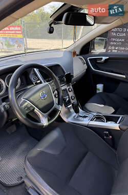 Внедорожник / Кроссовер Volvo XC60 2011 в 