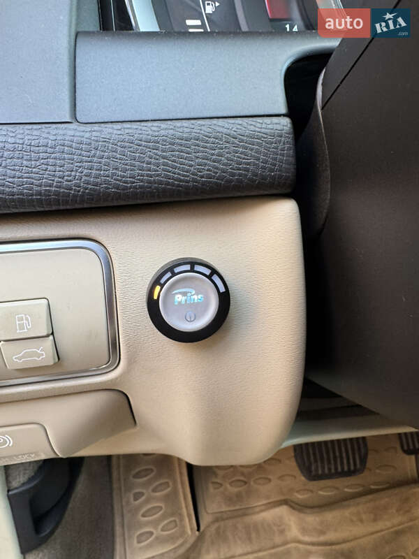 Внедорожник / Кроссовер Volvo XC60 2014 в Киеве