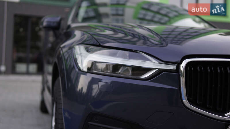 Внедорожник / Кроссовер Volvo XC60 2017 в Вараше