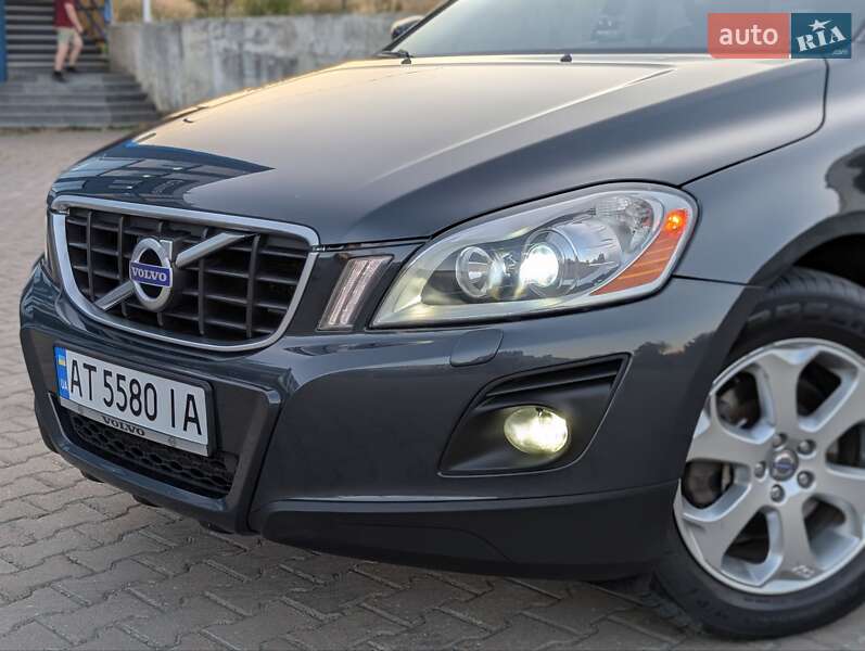 Внедорожник / Кроссовер Volvo XC60 2010 в Ивано-Франковске фото 6 Внедорожник / Кроссовер Volvo XC60 2010 в Ивано-Франковске