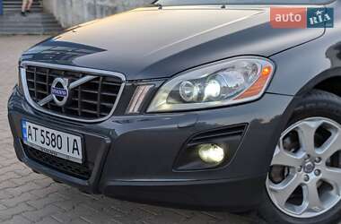 Внедорожник / Кроссовер Volvo XC60 2010 в 
