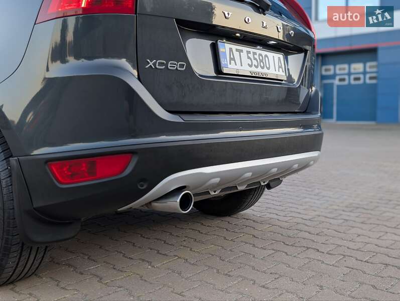 Внедорожник / Кроссовер Volvo XC60 2010 в Ивано-Франковске фото 28 Внедорожник / Кроссовер Volvo XC60 2010 в Ивано-Франковске