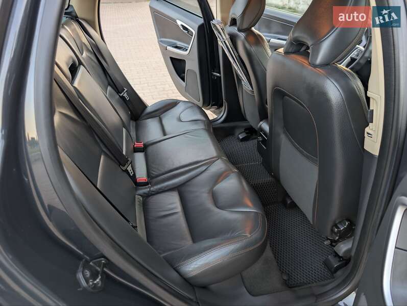 Внедорожник / Кроссовер Volvo XC60 2010 в Ивано-Франковске фото 68 Внедорожник / Кроссовер Volvo XC60 2010 в Ивано-Франковске