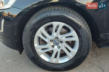 Внедорожник / Кроссовер Volvo XC60 2016 в 