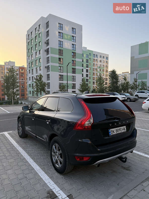 Внедорожник / Кроссовер Volvo XC60 2011 в Ровно