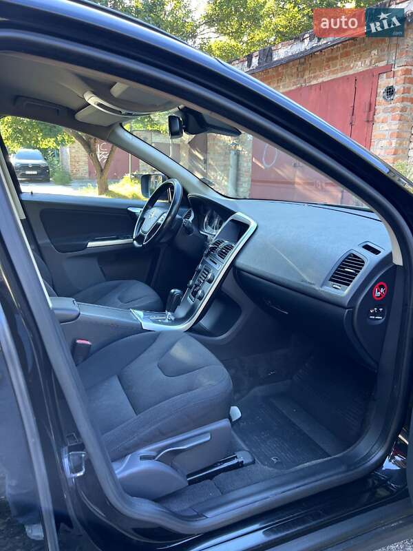 Внедорожник / Кроссовер Volvo XC60 2011 в Белой Церкви