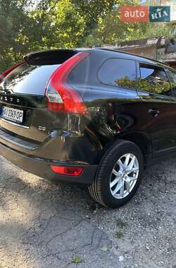 Внедорожник / Кроссовер Volvo XC60 2011 в 