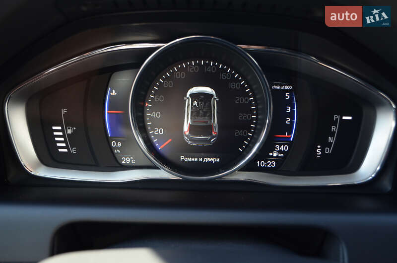 Внедорожник / Кроссовер Volvo XC60 2017 в Киеве