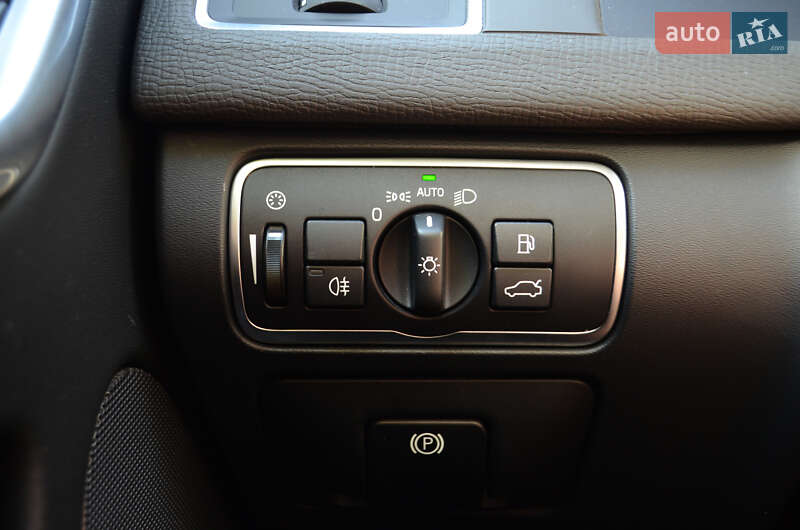 Внедорожник / Кроссовер Volvo XC60 2017 в Киеве