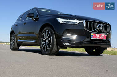 Внедорожник / Кроссовер Volvo XC60 2021 в 