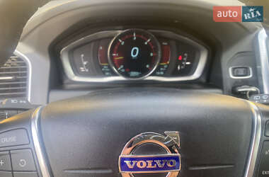 Внедорожник / Кроссовер Volvo XC60 2014 в 