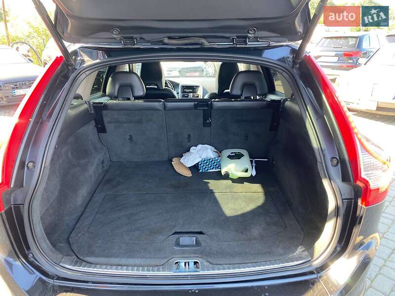 Внедорожник / Кроссовер Volvo XC60 2015 в Львове фото 26 Внедорожник / Кроссовер Volvo XC60 2015 в Львове