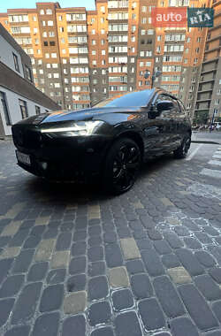 Внедорожник / Кроссовер Volvo XC60 2024 в 