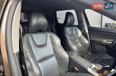 Внедорожник / Кроссовер Volvo XC60 2014 в 