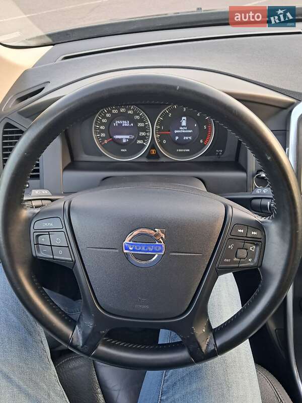 Внедорожник / Кроссовер Volvo XC60 2013 в Полтаве фото 22 Внедорожник / Кроссовер Volvo XC60 2013 в Полтаве