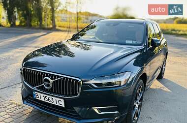 Внедорожник / Кроссовер Volvo XC60 2019 в 