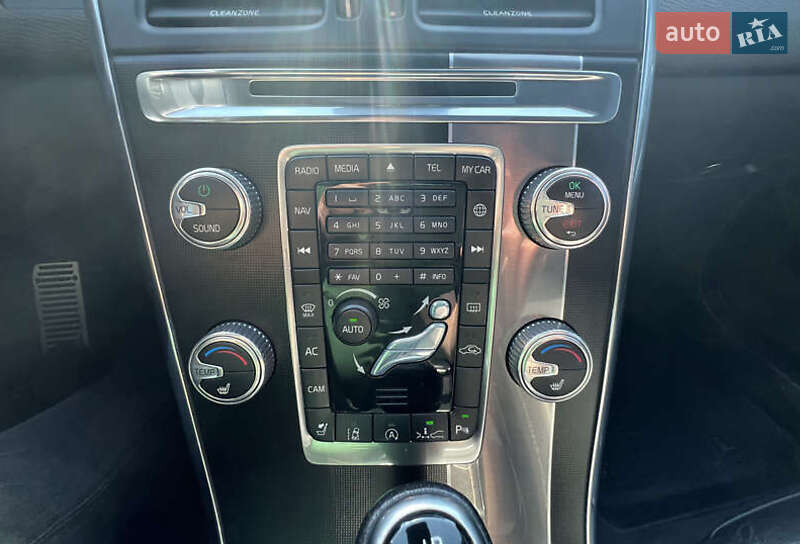 Внедорожник / Кроссовер Volvo XC60 2017 в Киеве фото 31 Внедорожник / Кроссовер Volvo XC60 2017 в Киеве