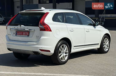 Внедорожник / Кроссовер Volvo XC60 2016 в 