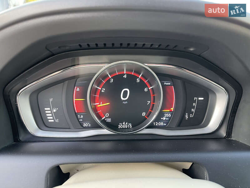 Внедорожник / Кроссовер Volvo XC60 2015 в Владимире фото 14 Внедорожник / Кроссовер Volvo XC60 2015 в Владимире