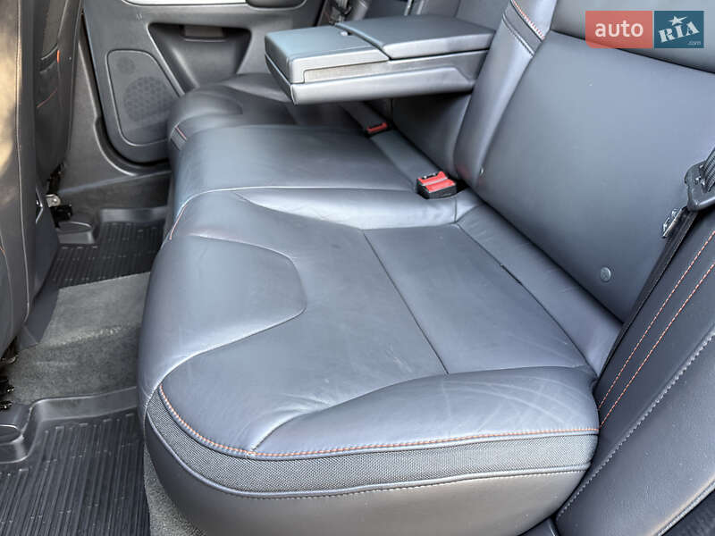 Внедорожник / Кроссовер Volvo XC60 2015 в Ровно