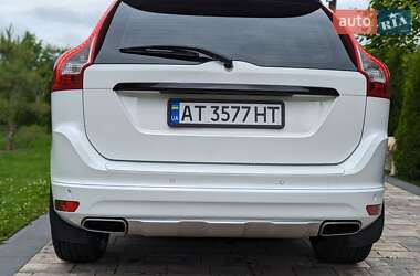 Внедорожник / Кроссовер Volvo XC60 2014 в 