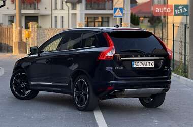 Позашляховик / Кросовер Volvo XC60 2016 в 