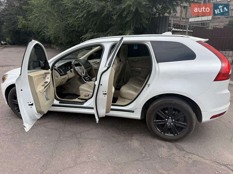 Позашляховик / Кросовер Volvo XC60 2016 в Дніпрі