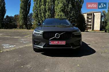 Внедорожник / Кроссовер Volvo XC60 2020 в 