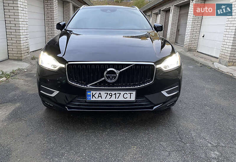 Внедорожник / Кроссовер Volvo XC60 2018 в Киеве