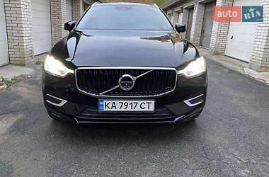 Внедорожник / Кроссовер Volvo XC60 2018 в 